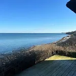 Seaside Hotel-inspired With Sea View ニュボー