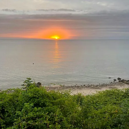 Seaside Hotel-inspired With Sea View *