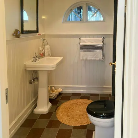 Seaside Hotel-inspired With Sea View