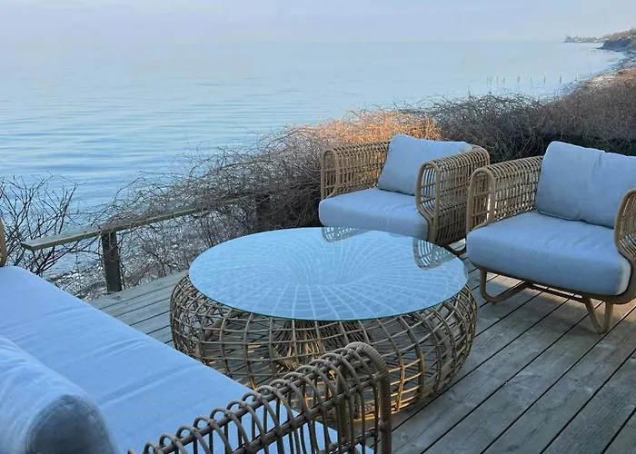 Seaside Hotel-inspired With Sea View