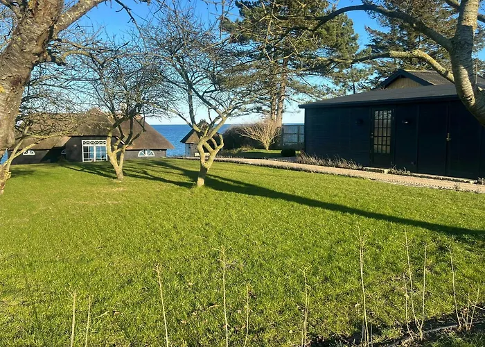 Σπίτι διακοπών Seaside Hotel-inspired With Sea View Nyborg